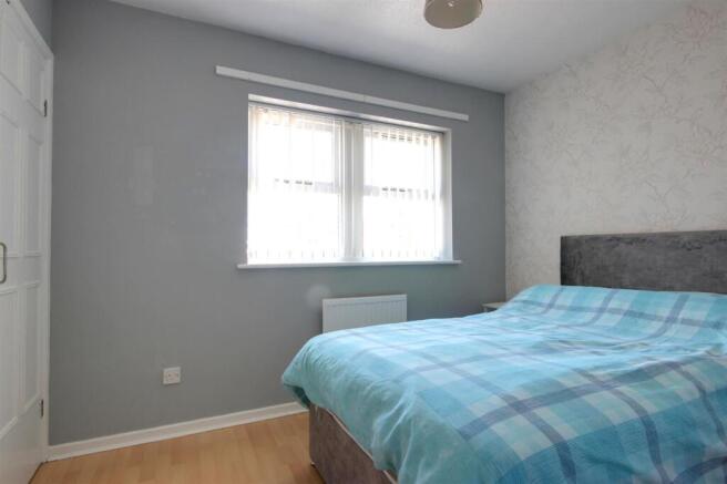 3 bed House for sale Image 10