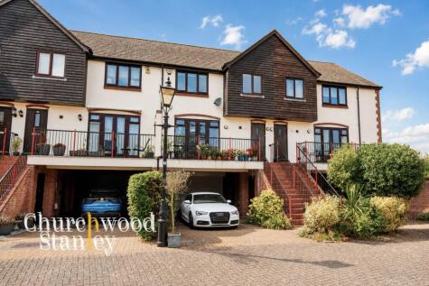 Maltings Wharf, Manningtree, CO11