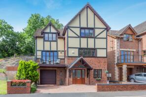 33, Meadow Walk, Chepstow NP16 5AU