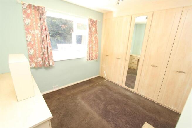 2 bed Semi-Detached Bungalow for sale Image 7