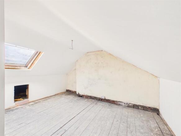 2 bed Terraced for sale Image 9