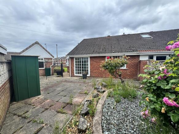 3 bed Semi-Detached for sale Image 10