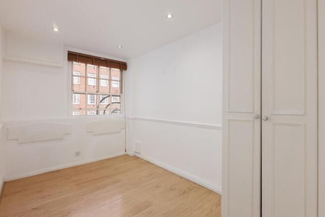 Park West Flat 15...