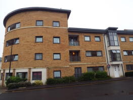 4, 35 Juniper House, Pasteur Drive, Old Town, Swindon SN1 4GJ