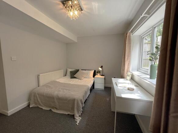 4 Double Bedrooms