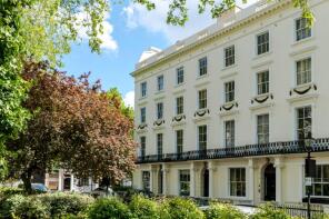 47, Porchester Square, London W2 6AW