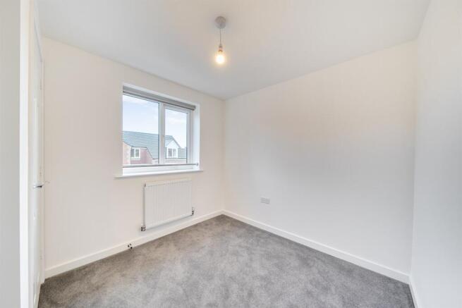 3 bed Semi-Detached to rent Image 6