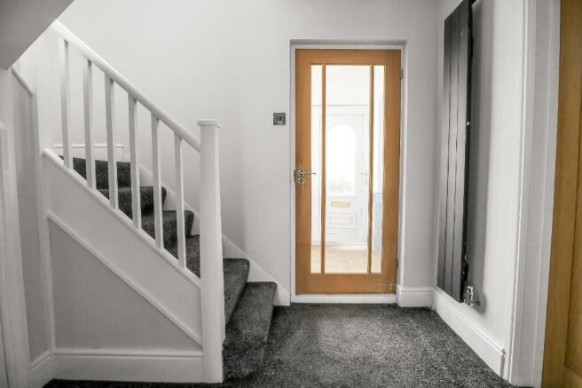 3 bed Semi-Detached to rent Image 4