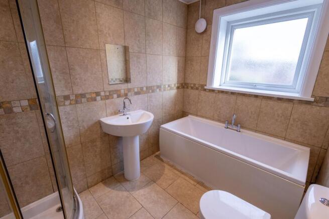 2 bed Terraced for sale Image 12