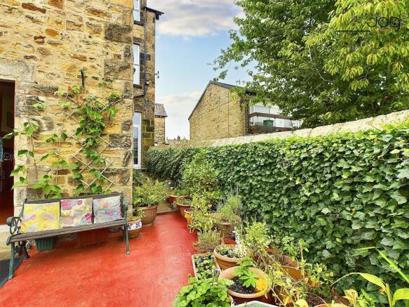 Side garden
