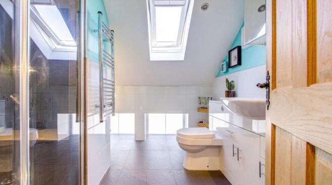 Ensuite Bathroom