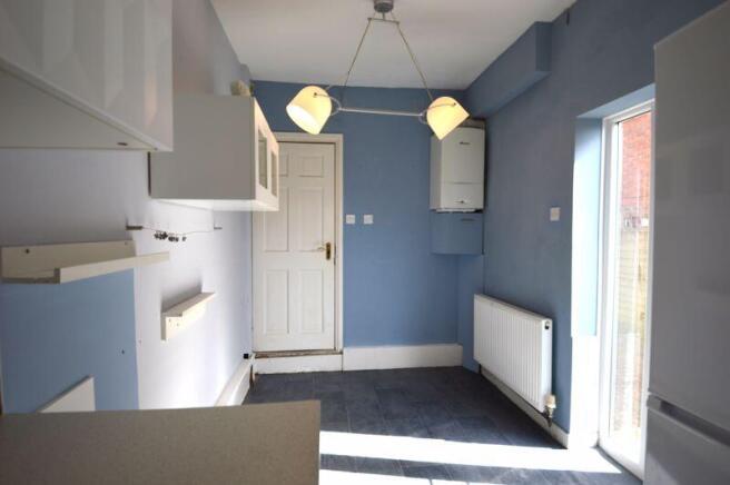 BREAKFAST KITCHEN