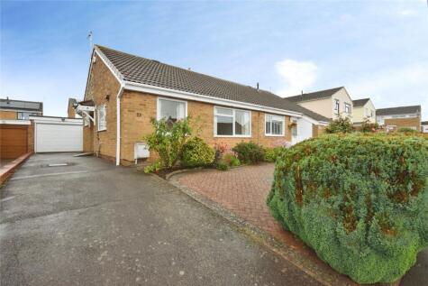 Dorchester Close, Wigston, Leicestershire, LE18