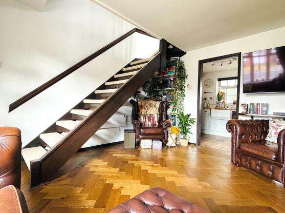 2 bed Semi-Detached for sale Image 4