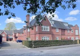 2, Gate Lodge, Enborne Gate, Newbury RG14 6GL