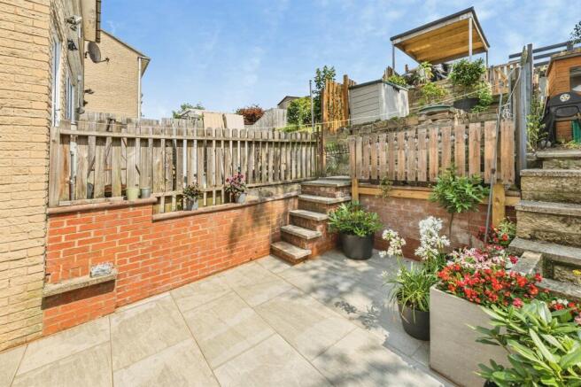 2 bed Town House for sale Image 9