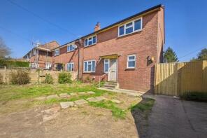 13, Westons, Beedon, Newbury RG20 8SL