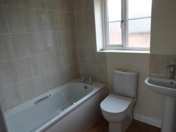 2cAddingtonBathroom