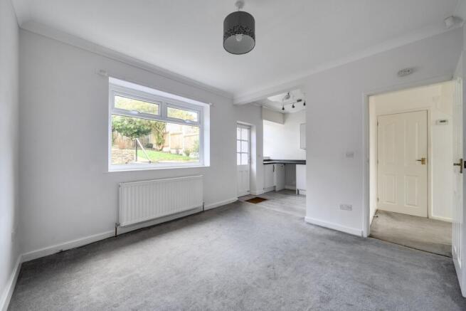 3 bed Semi-Detached for sale Image 8