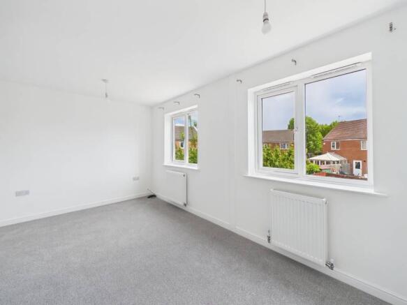 2 bed Semi-Detached for sale Image 9