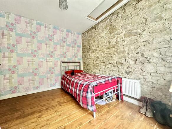 Bedroom2.jpg