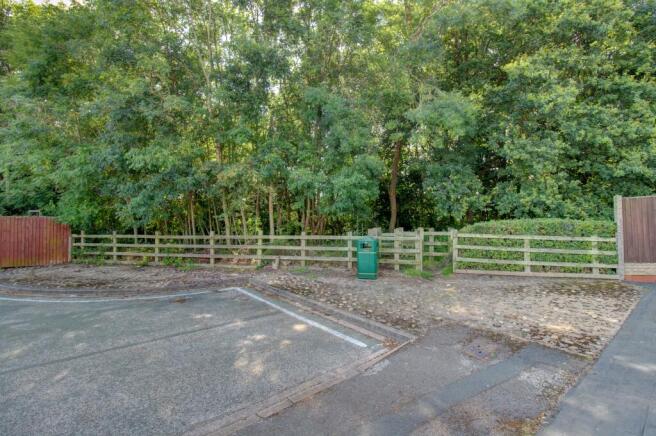 Access to Woodland & Country Walks