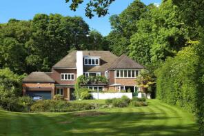 Maple Downe, Main Drive, Gerrards Cross SL9 7PS