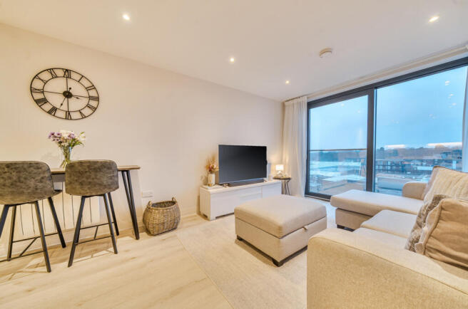 1405108-7-697792e...