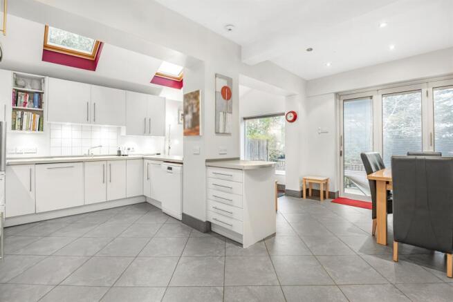 Kitchen/Dining/Famil