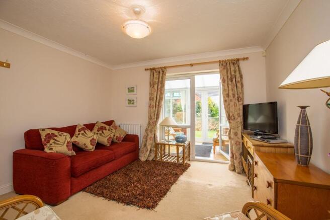 Main Bedroom/Sitt...