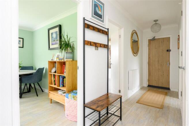 2 bed Apartment for sale Image 9