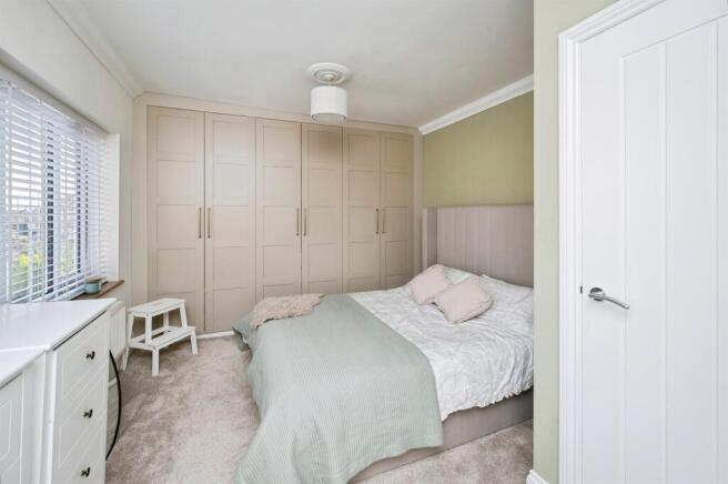 2 bed Semi-Detached for sale Image 10