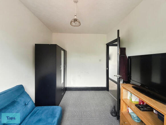 2 bed Terraced for sale Image 9