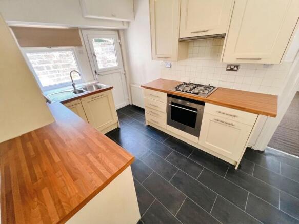 2 bed Cottage for sale Image 5