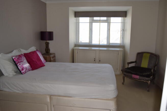 Bedrooom