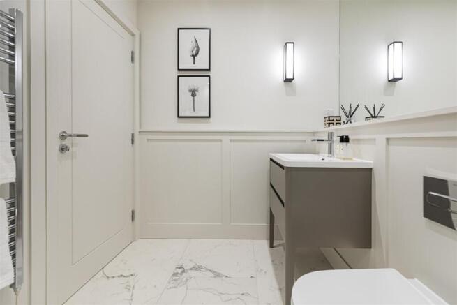 2 bed Apartment for sale Image 12