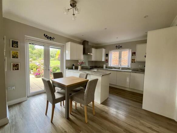 Earland Rise, Culmstock, Cullompton photo 4