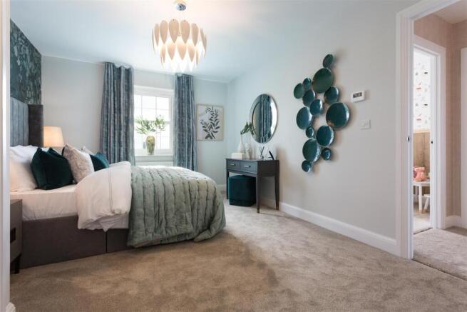 Bedroom 1.jpg