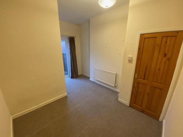 Bedroom pic 1.jpg