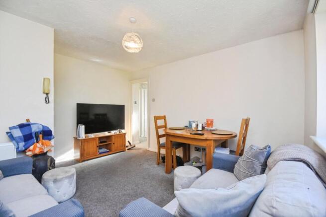 Chaseway, Basildon, Essex, SS16 photo 2