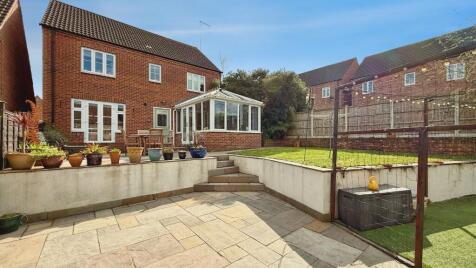 Dukes Chase, Pontefract, West Yorkshire, WF8