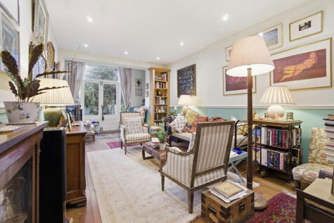 Earls Court Road, Earls Court, London, SW5