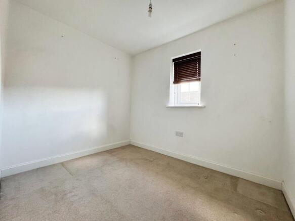 4 bed Detached to rent Image 9