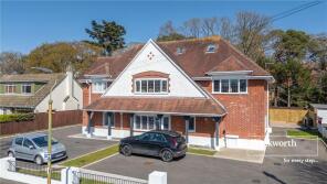 Flat 1, 18, Browning Avenue, Bournemouth BH5 1NN