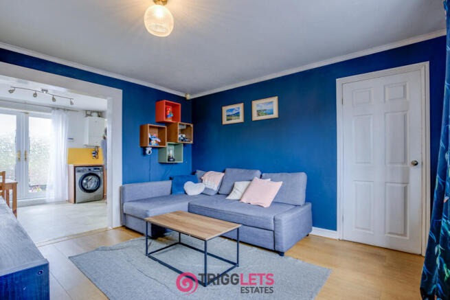 3 bed Semi-Detached for sale Image 7