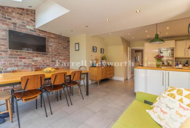 Kitchen Diner image 