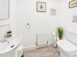 45, Swallows Meadow, Castle Caereinion, Welshpool SY21 9DZ