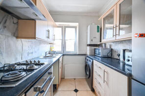 299, Arnold Estate, Druid Street, London SE1 2XN