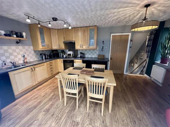 Camilla Court, Earlsheaton, Dewsbury photo 2