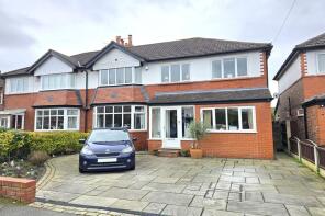 32, Green Drive, Altrincham WA15 6JW